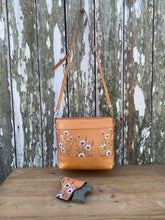 Leather Concealed Tote Bag Wildflowers Creative Farm Girl