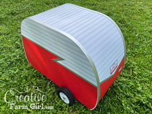 Dog House Camper-Red, Black & White Creative Farm Girl