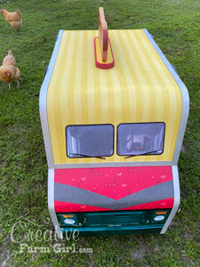Hot Dog Truck Dog House / Unique Dog House/ Camper Dog House